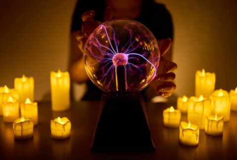 manifesting quantum physics