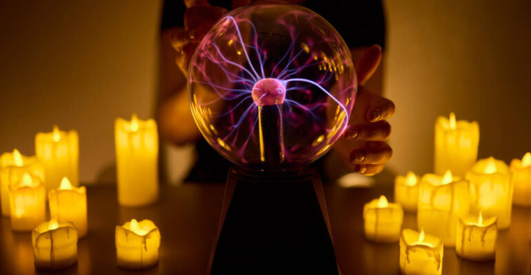 manifesting quantum physics